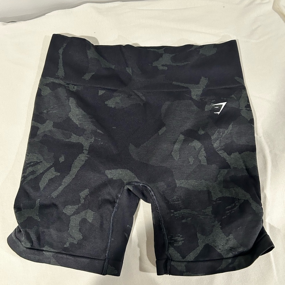Gymshark - Black Camouflage Women's Shorts